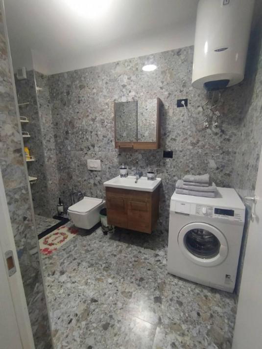 #1 Modern 1Br With Balcony In Up-And-Coming Hip Area Lejlighed Tirana Eksteriør billede
